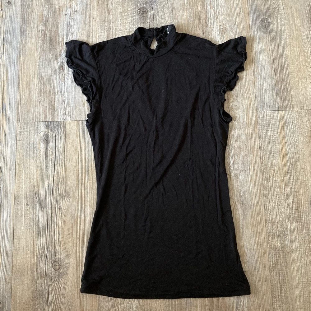 Guess top